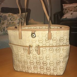 Tan Michael Kors Shoulder Bag